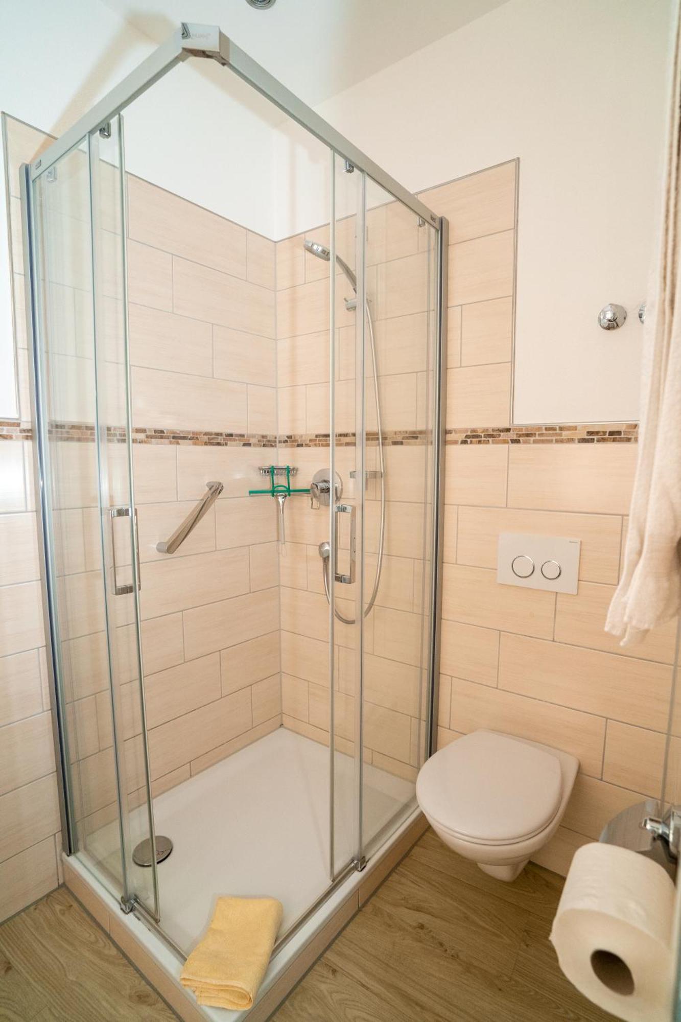 Altstadt Hotel Cochem Bagian luar foto